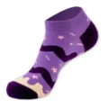 Calzini corti viola da donna con simpatico motivo a stelle e design ondulato per ogni giorno. - Taglia unica / Stelle Viola (C149)