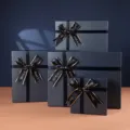 Boites cadeaux gris fonce de luxe avec de beaux noeuds, ideales pour anniversaires et fetes. - Petit 15x15x7cm / Bleu Glacé