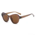 Trendy bruine dames zonnebril, chique onregelmatig cat-eye montuur met UV-bescherming. - Donker Thee Frame Thee Lenzen
