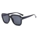 Vierkante zonnebril voor dames en heren met vintage metalen klinknagels en sterke UV-bescherming. - Zwart Frame Grijze Lenzen