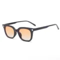 Retro vierkante zonnebril met oranje verlooplenzen en chique klinknagels voor dames. - Zwart Frame Gradiënt Oranje Lens