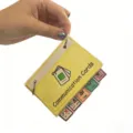 Λεπτομερής λήψη καρτών επικοινωνίας με κρίκους, καθαρά εικονίδια και ετικέτες καρτελών. - Μαύρο