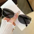 Y2K occhiali da sole quadrati in metallo piccola montatura, stile vintage rétro per donne. - Montatura Argento Lente Grigia