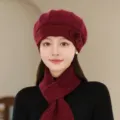 Ensemble bonnet et écharpe en tricot doublé polaire bordeaux, couvre-chef d'hiver chaud. - Chapeau / Bordeaux