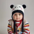 Süße Plüsch Panda Winter Ohrenklappe Baby Mütze, warme Fleece Thermomütze für Jungen Mädchen. - 7 Monate-4 Jahre / Weißer Panda