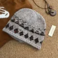 Bonnet tricoté jacquard chaud d'hiver pour femme style rétro coréen couvre-chef décontracté - Avoine
