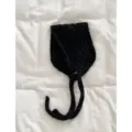 Schwarze geflochtene Strickmütze Ohrenschützer Winter warmer Hut stilvolles Accessoire - Schwarz