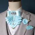 Mooie stijlvolle strass vlinderdas broche zakdoek set voor heren formele pak detail. - Lichtblauwe 3-delige Set