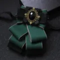 Vintage Dark Green Ribbon Bow Tie Elegant Suit Cravat Retro Gothic Brooch Collar Pin For Men - Apricot Trim Green