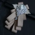 Hommes strass aile nœud papillon cristal costume broche mariage marié cravate - Bordure Abricot Kaki