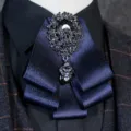Herren dunkelblaue Strass Schleife Brosche, Vintage Stoff Krawatte Anzug Zubehör. - Dunkelblau