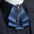 Herren Vintage blaue Schleife Strass Fliege Brosche formelle Anzughemd Kragen Zubehör - Marineblau