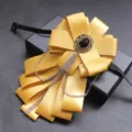 Farfallina dorata da uomo, cravatta stile punk vintage con catene d'argento e gemma nera per matrimonio. - Giallo Dorato