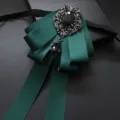 Papillon in nastro verde scuro con spilla strass nera vintage per abito uomo accessorio - Banda di Cotone Verde
