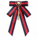 Klassieke rood en blauw gestreepte strik broche met parel en kwast voor vrouwen JK stijl. - Kwast Stijl