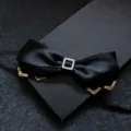 Farfalla Nera in Raso con Fibbia Strass e Angoli Dorati - Elegante Accessorio - 02-Nero