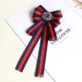 Elegante spilla a fiocco a righe da donna con centro in cristallo strass per abbigliamento - Strisce Rosso Blu