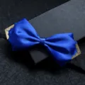 Farfallino in raso blu con angoli dorati per abito formale da uomo e camicia elegante. - Blu Zaffiro