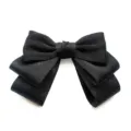 Nœud papillon multicouche en satin noir épingle à cheveux, accessoire élégant pour col chemise. - Filet à Cheveux Pince Bec de Canard / Noir