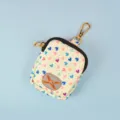 Mini borsetta carina con stampa a cuore, chiusura lampo e gancio in metallo dorato. - Borsa Porta Sacchetti Rifiuti Cuore Bianco