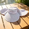 Floral print sun hat with wide brim and neck flap for outdoor summer sun protection and gardening. - M (56-58cm) / Khaki Floral