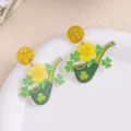 Pendientes acrílicos trébol pipa verde San Patricio joyería festiva con purpurina dorada - Pipa