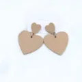 Boucles d'oreilles clous double cœur en acrylique kaki mat minimaliste pour femmes et filles. - Kaki