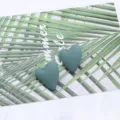 Orecchini a cuore verde acrilico moda minimalista simpatici orecchini a perno gioielli accessori regali - Verde erba