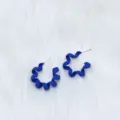 Boucles d'oreilles créoles géométriques spirales bleues mode boucles d'oreilles minimalistes - Cordon de téléphone