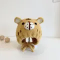 Lindo gorro de invierno cálido para bebé de felpa con orejeras, diseño de animal tierno. - Amarillo