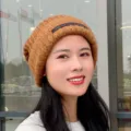 Women winter thick warm knitted beanie hat, casual slouchy ski cap for cold weather outdoor. - Caramel