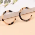 Boucles d'oreilles créoles C en acétate écaille de tortue, bijoux minimalistes chics pour femmes. - Marron