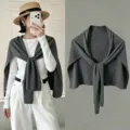 Chaco de mezcla de lana tejida gris invierno bufanda calida tela suave vista de detalle frio - Gris oscuro