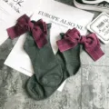 Süße Schleife Baumwollsocken für Damen, japanischer Stil grau lässige Socken mit großen Schleifen. - Einheitsgröße / Dunkelgrau + Rote Schleife