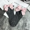 Japanische süße Damen Baumwollsocken mit großer rosa Schleife, trendige Studenten Socken. - Einheitsgröße / Dunkelgrau + Rosa Schleife