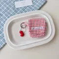 Rood witte ruit mini oortelefoon hoesje draagbare stoffen opbergtas met schattige hanger. - Rood Geblokt