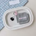 Zwart-wit geruite mini stoffen oortelefoon opbergtas met schattige sleutelhanger en hanger. - Zwarte Ruit