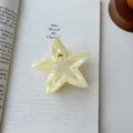 Molla per capelli pentagramma PC colorata, clip squalo stella trasparente per donna - Giallo latte