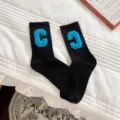 Chaussettes mi-hautes femme en coton avec patch lettre C bleue automne hiver chaud - Taille Unique (EU 34-39) / Chaussettes Noires avec C Bleu