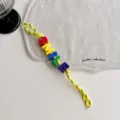Bunter Perlen-Taschenanhänger mit geflochtenem Seil und SMILE-Buchstaben, süßes Alltagsaccessoire. - Buntes Gelbes Seil SMILE