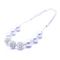 Kinder Perlenkette silber Strass Kugel verstellbare Kordel niedlicher Schmuck Detailaufnahme - Silber
