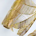 Rotolo di carta da imballaggio in rete trasparente con foglie in foglia d'oro per bricolage. - Rotolo di Rete - Foglia di Banano Oro / 28cm Larghezza 3 Iarde Lunghezza