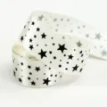 Nastro in poliestere stampato con stelle da 2.5cm per confezioni regalo, fiori e fiocchi fai da te. - Stella Bianco Sporco / 5 Yards / Bianco avorio