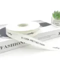 Nastro gros grain bianco per confezioni regalo e decorazione torte con stampa inglese. - Stile Youlook