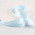 Rollo de cinta de satén azul claro para envoltura de regalos y decoración de bodas. - Ancho 2.5cm Largo 91m