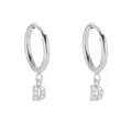 Pendientes de aro plateados con colgante de letra D brillante elegante y moda para mujer - Letra D / Color acero