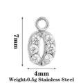 Ciondolo lettera O in acciaio inox con zirconi scintillanti, misura 7x4mm per gioielli fai da te. - Lettera O / Argento