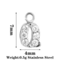 Ciondolo lettera Q in acciaio inossidabile con zirconi brillanti per collane e bracciali fai da te. - Lettera Q / Argento