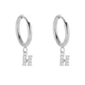 Pendientes de aro de acero inoxidable plateado con colgante de letra H pavimentado en cristal. - Letra H / Color acero