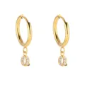 Pendientes de aro con letra en oro 18K estilo vintage francés, acero inoxidable con circonitas. - Letra Q / Dorado